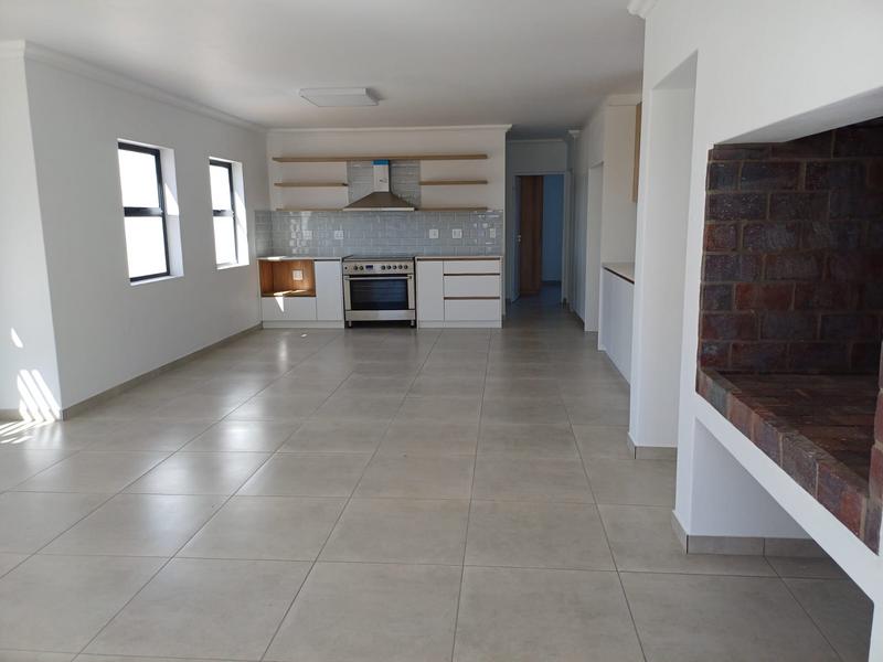 3 Bedroom Property for Sale in Britannia Bay Western Cape